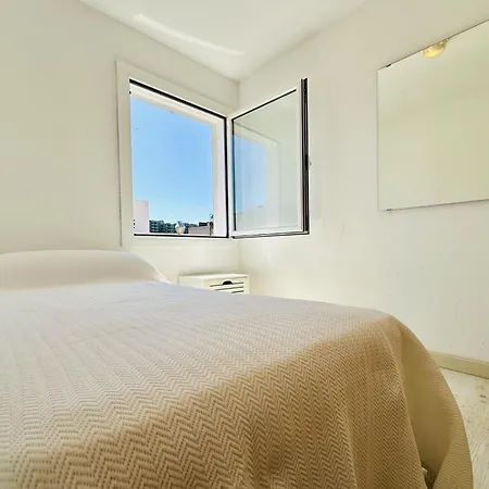 Gala Costabravasi Apartment *